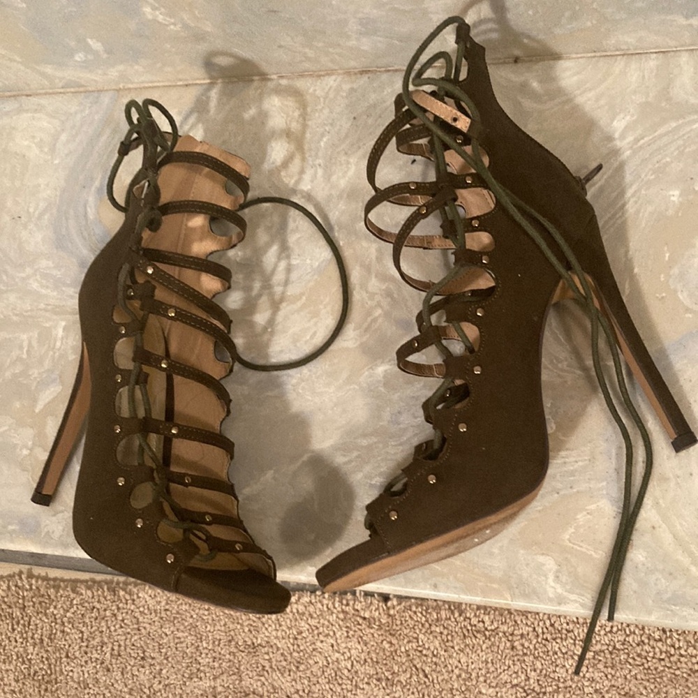 Liliana Jesse style Heels